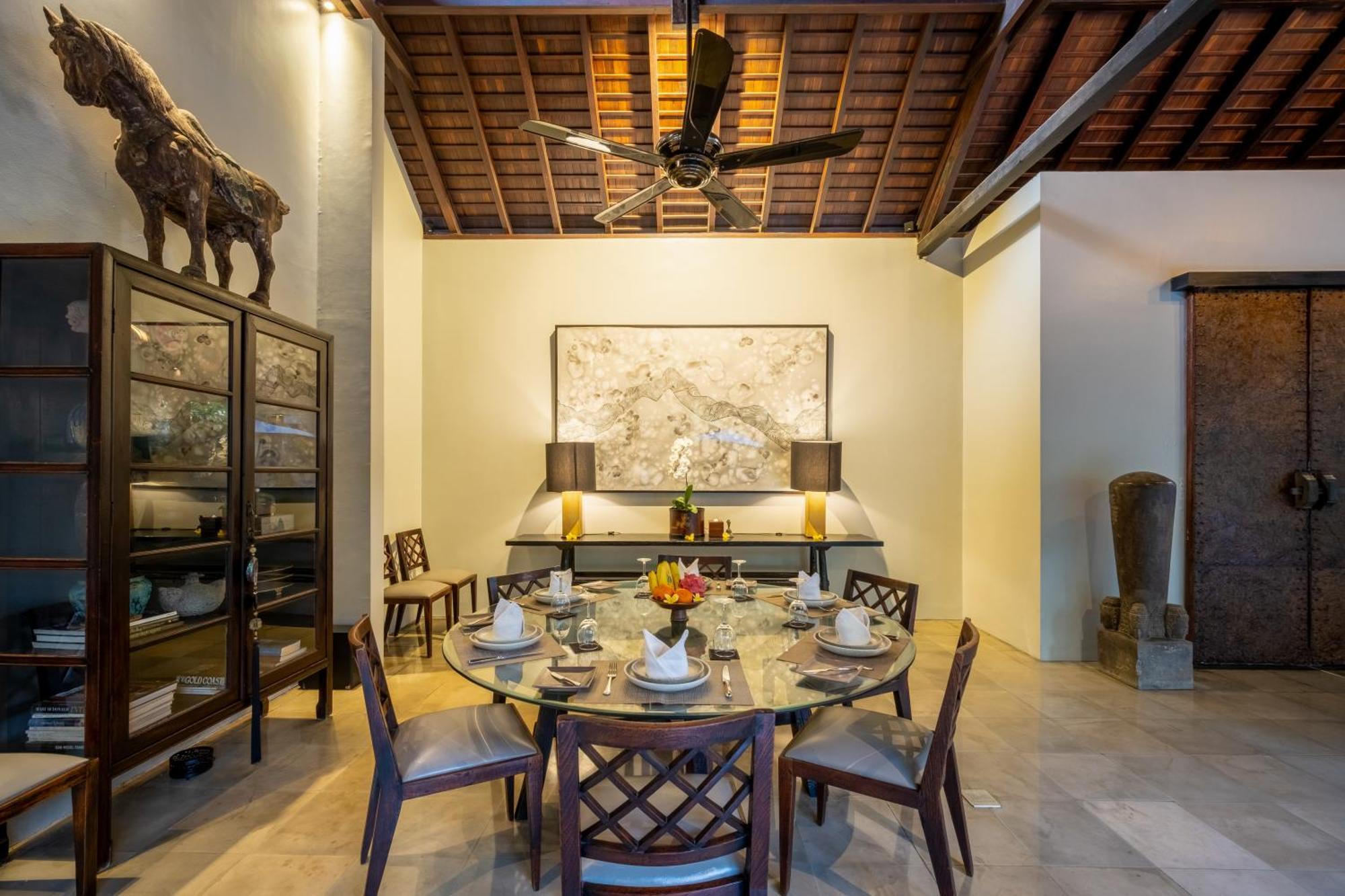 Villa De Suma - Fully Staffed Luxury Villa, Walk To The Beach! Σεμινιάκ Εξωτερικό φωτογραφία