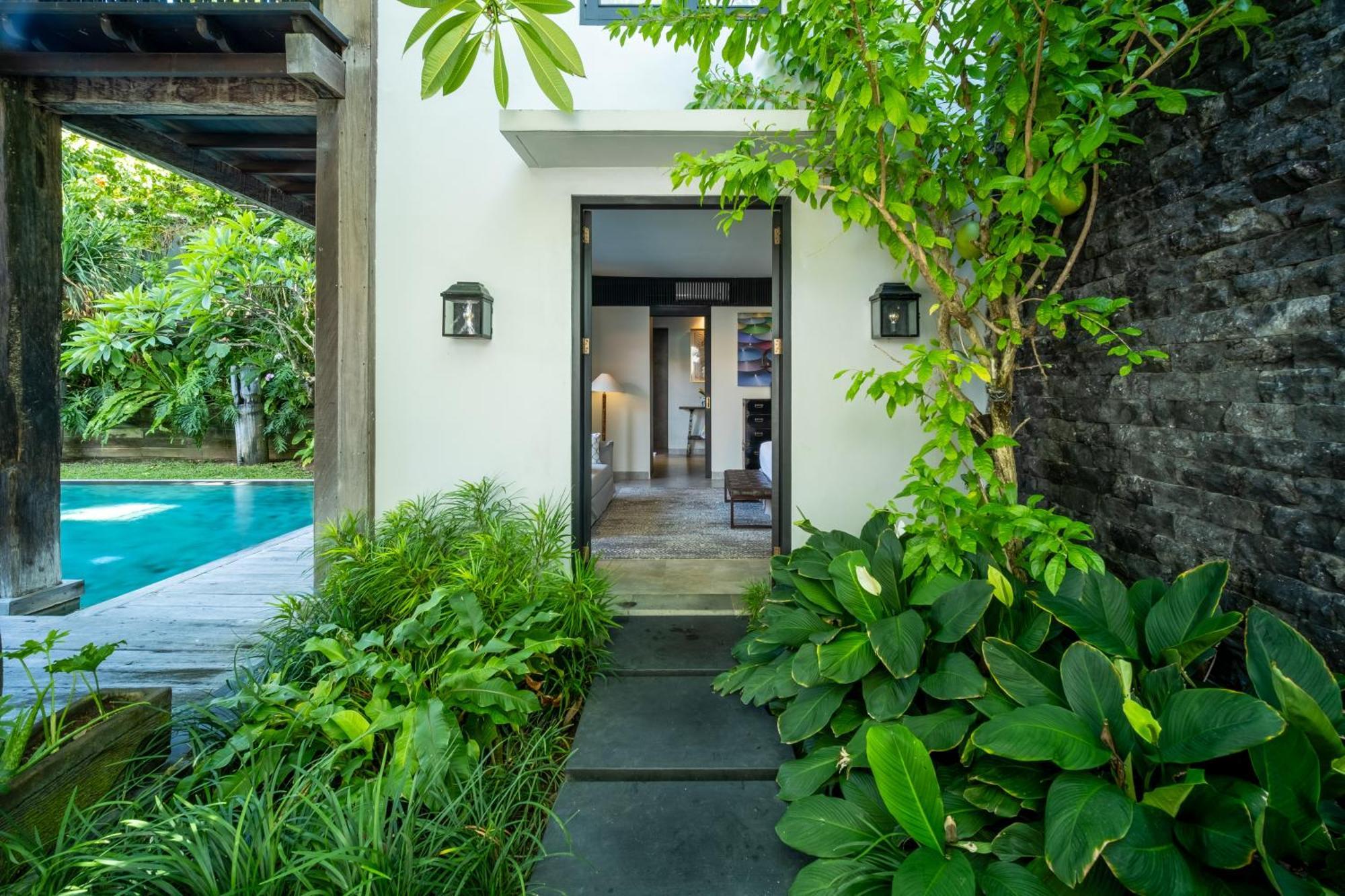 Villa De Suma - Fully Staffed Luxury Villa, Walk To The Beach! Σεμινιάκ Εξωτερικό φωτογραφία